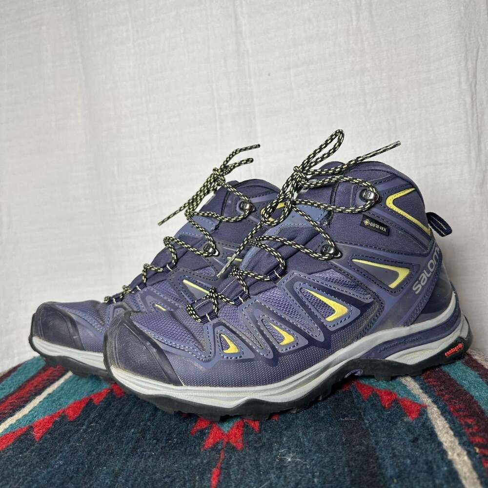 Salomon Women's Purple And Black Footwear
